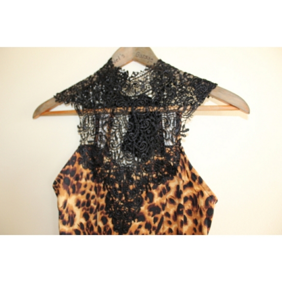 Charlotte Russe Leopard Cheetah Black Lace Halter - Picture 2 of 5